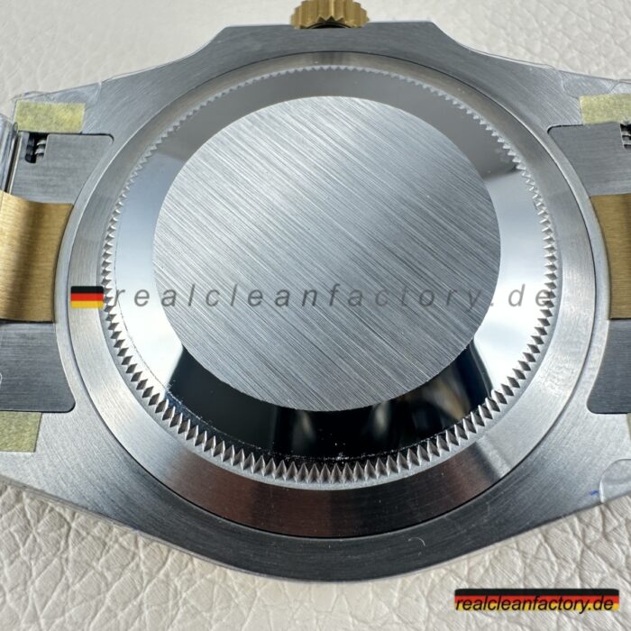 Clean Factory Bluesy 126613LB – Geschlossener Gehäuseboden