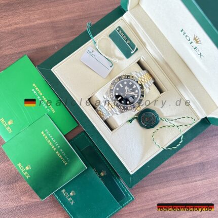 Clean Factory Rolex GMT-Master II 126713GRNR | Zweifarbig | Schwarz-Graue Lünette