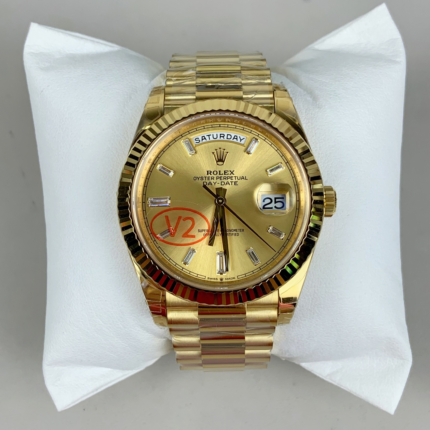 VS Factory Rolex Day-Date 40 Ref. 228238-0005 Gelbgold Champagner Baguette – Dandong 3255